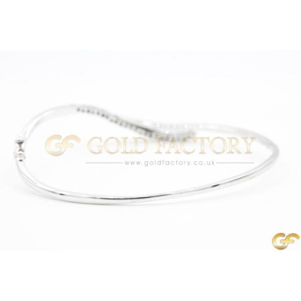 Twisted Diamond Bangle With Elegant Design