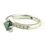 Platinum Ring With Emerald And Diamonds