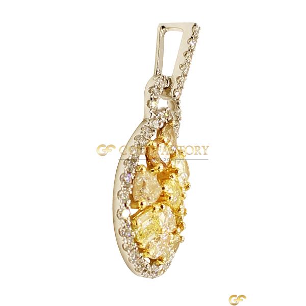 Gold Pendant With Diamonds