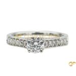 18ct Round Brilliant-Cut Diamond Ring 