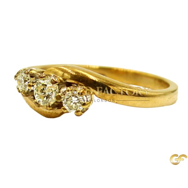 18ct Trilogy Diamond Band