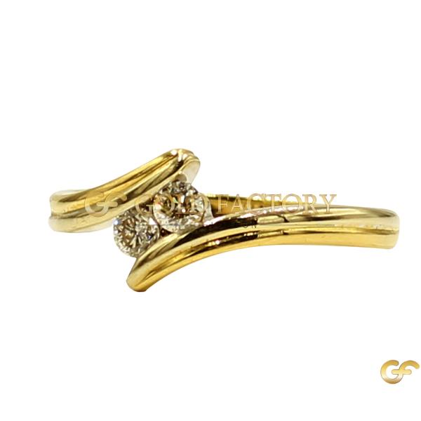  Curved Cz Gold Ring