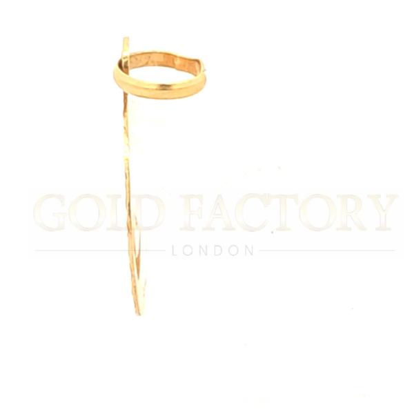  Gold Circle Pendant With Letter D